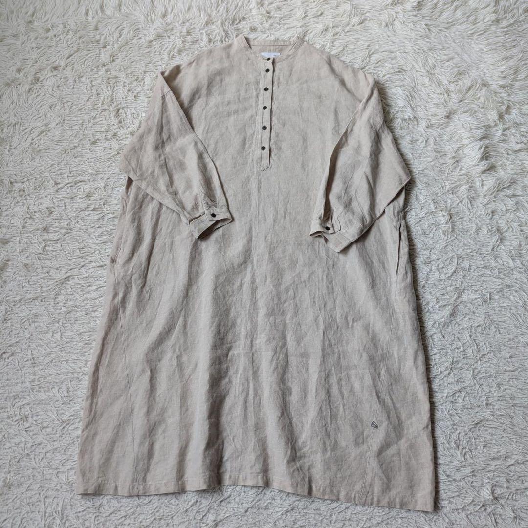 HUIS./遠州織物　シャトルリネンバンドカラーワイドワンピース（きなり）F