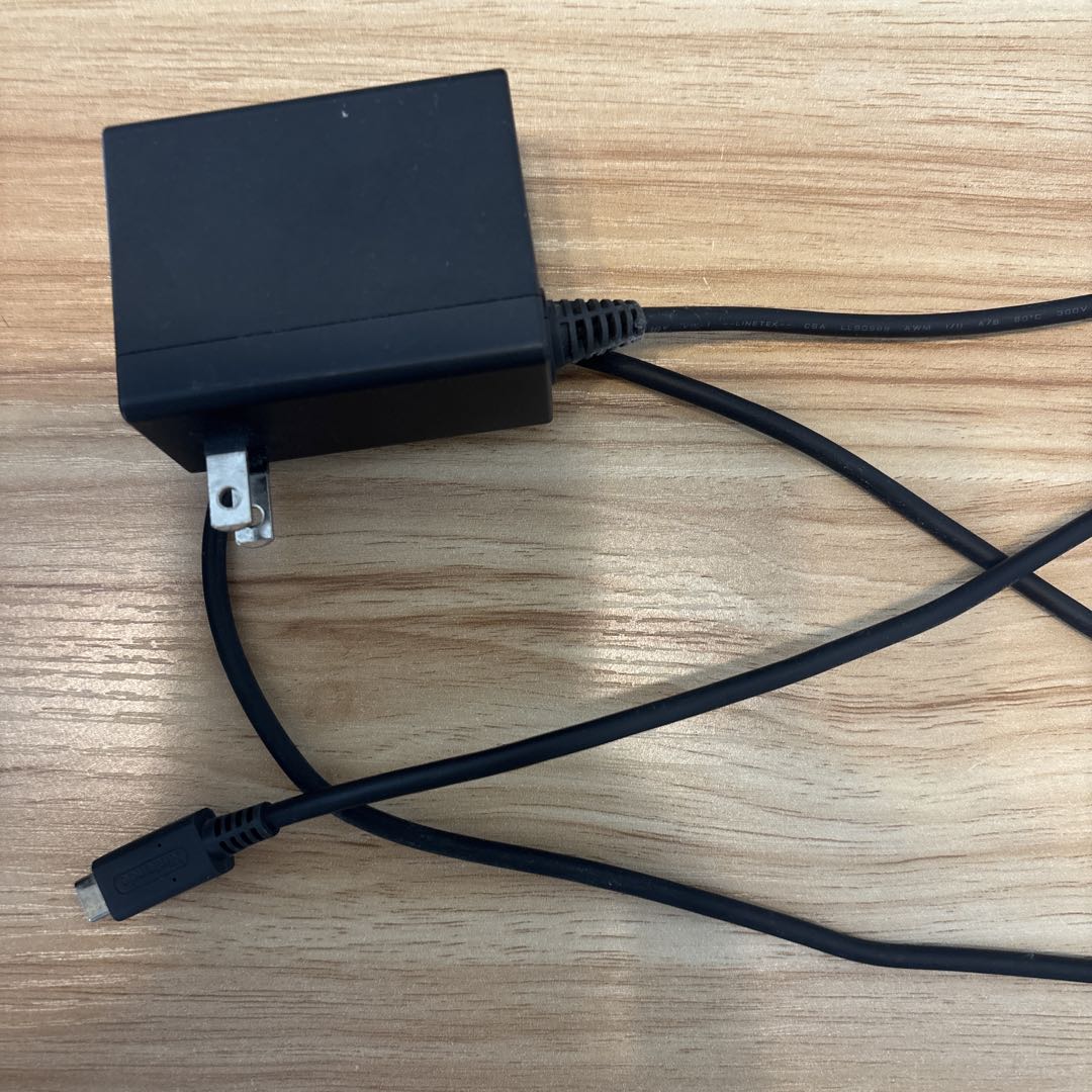 Nintendo Switch 本体 + ACアダプター