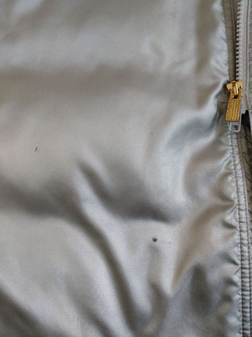 【スポーツ時の防寒対策に！】アディダス　ダウン　ベンチコート