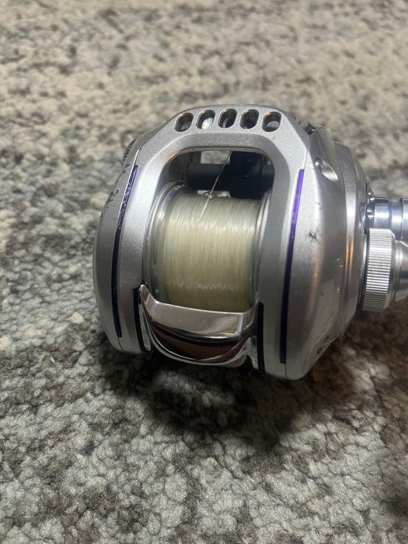 HLC シルバー ベイトリール 右巻き　ダイワ　ハイパーロングキャスト