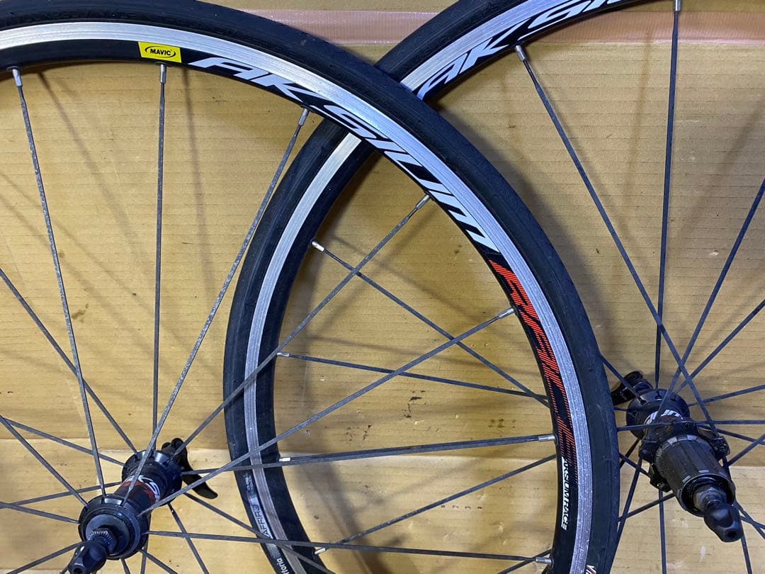 MAVIC アクシウム　ロードバイクアルミホイール