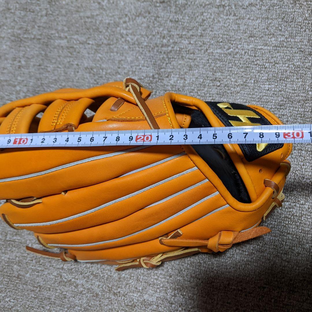 元阪神タイガース金本知憲さん直筆サイン入り　ハタケヤマ　軟式用グローブ