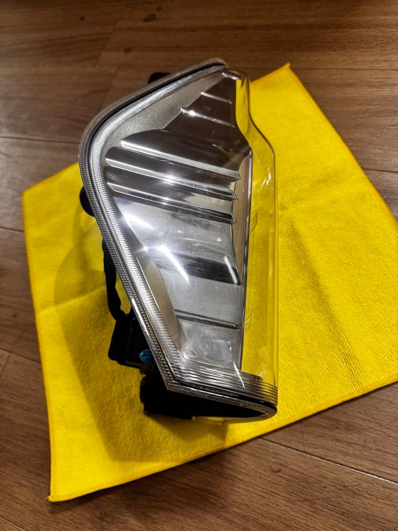 タントLA600系　クリアテールレンズ LH