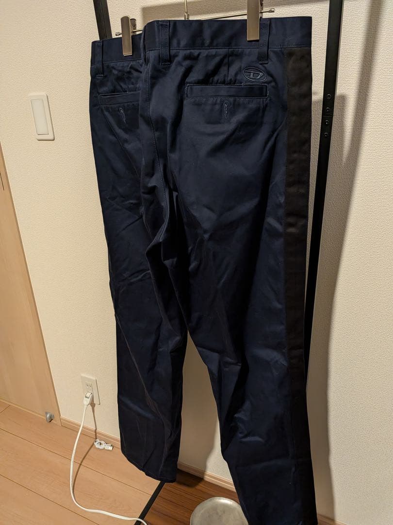 【定価3.3万】DIESEL ルーズフィット サイドライン パンツ 34