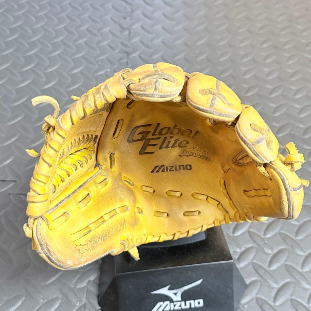 MIZUNO グローバルエリートRG 軟式少年用 内野手向け 右投げ Mサイズ