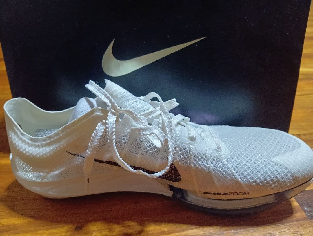 ナイキ　エアズーム　ヴィクトリー2