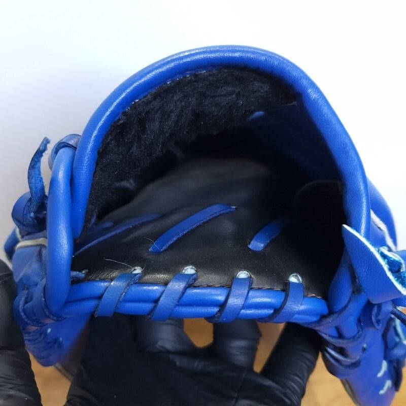 ミズノ 三浦モデル DeNA ベイスターズ 限定品 美品 投手用 軟式グローブ