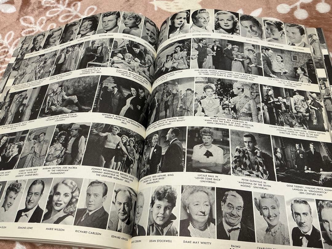 洋書 A New Pictorial History of the Talkies