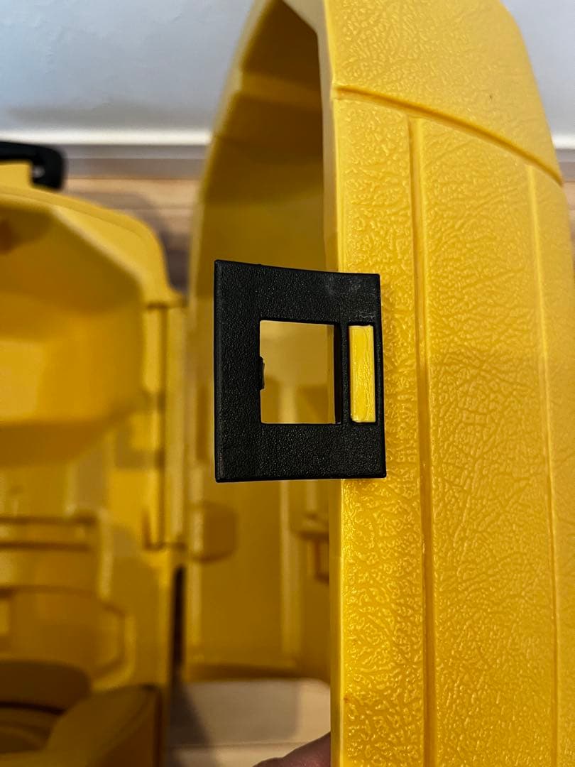 Coleman ランタン　キャリーケース イエロー