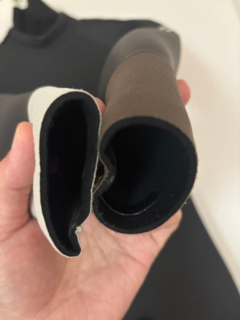 Fellow フェロー　キッズセミドライスーツ　3mm フルスーツ　150