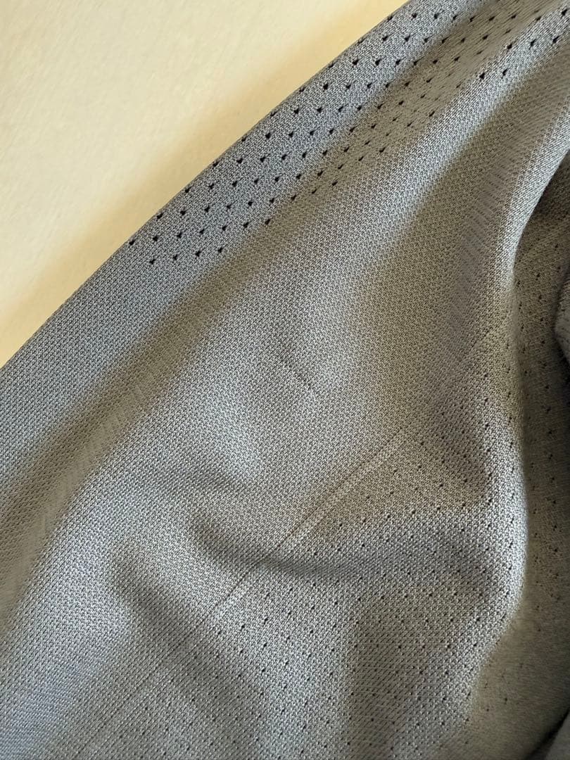 ルルレモン　ジップアップ　ジャケット