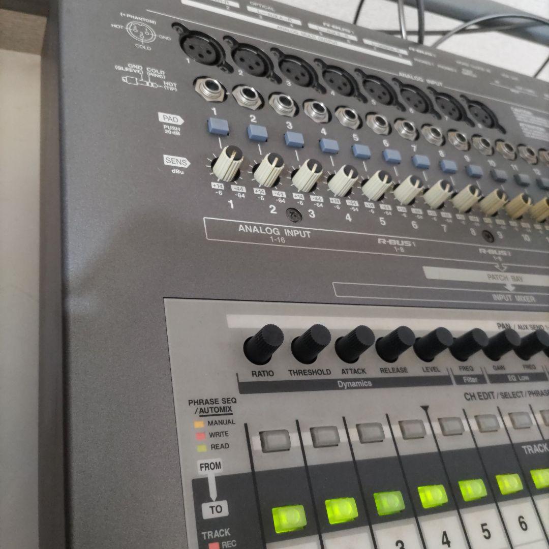 Roland VS-2480CD デジタルスタジオワークステーション/通電確認