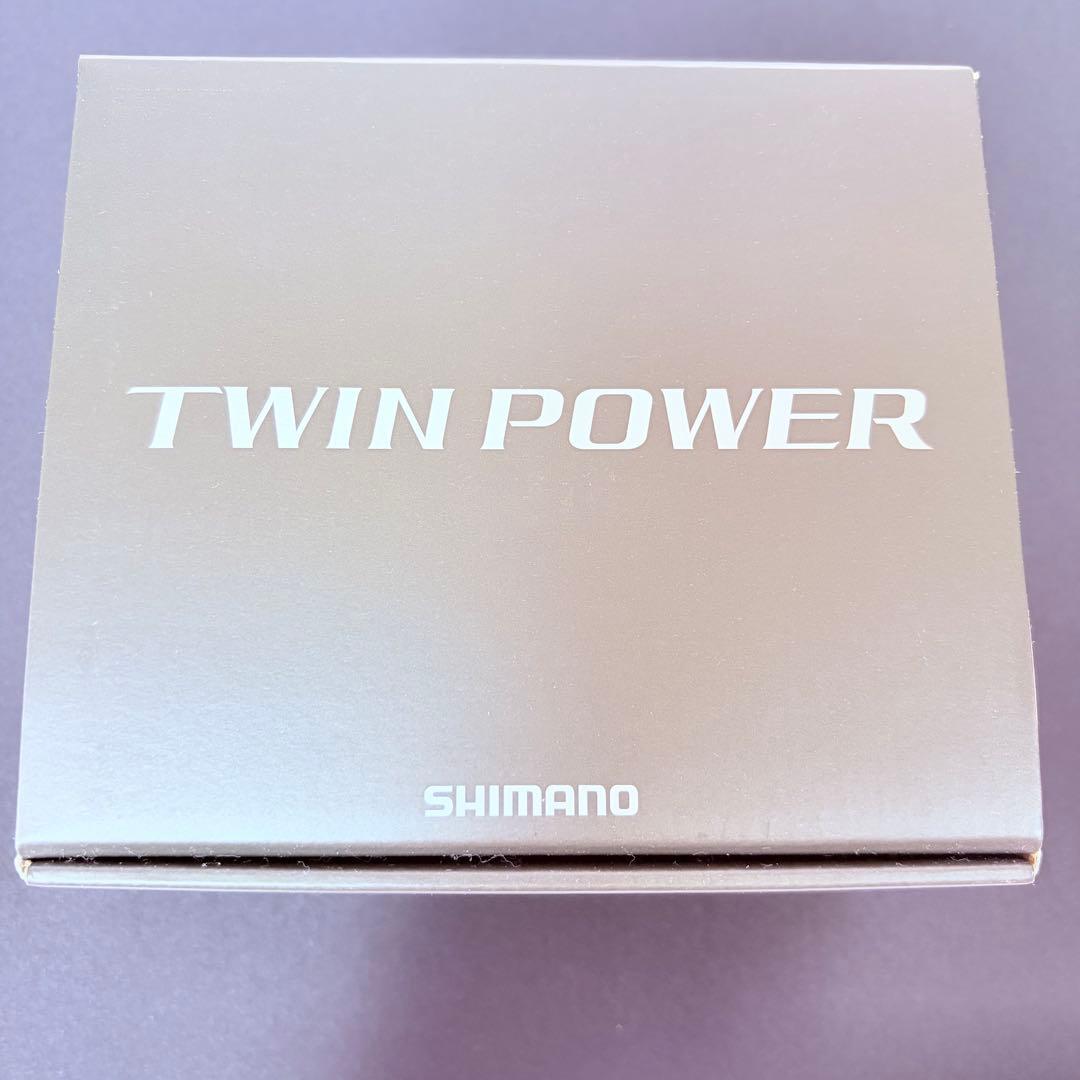 シマノ　24ツインパワー C3000XG リール　釣り　夢屋のハンドルノブ付き