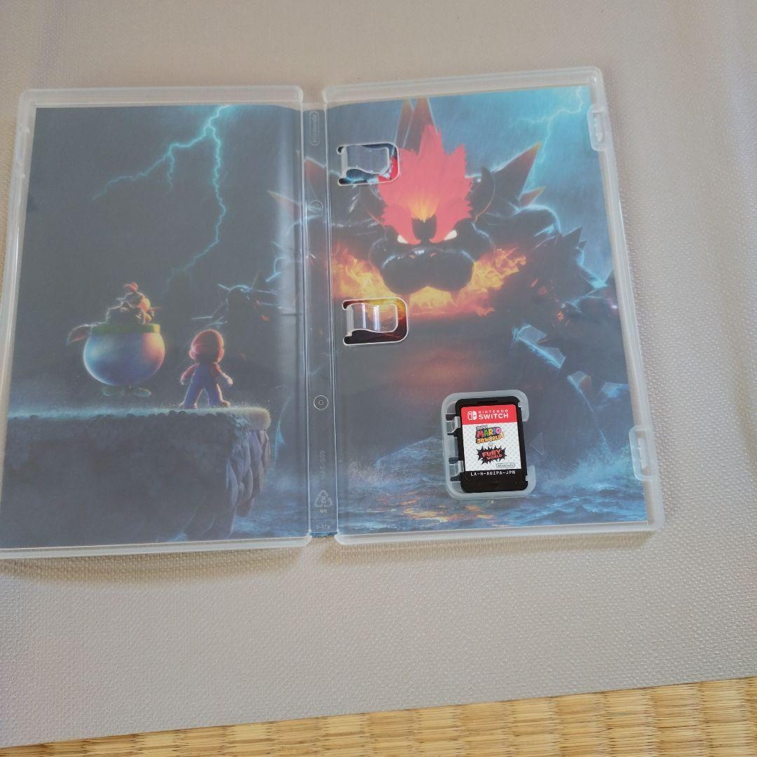 Nintendo Switch MARIOKART 8DELUXE & SUPER MARIO 3D WORLD