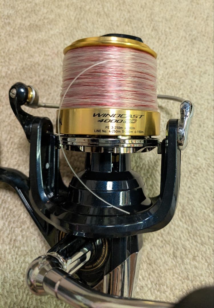 ダイワ　10ウインドキャスト4000QD 予備スプール付き