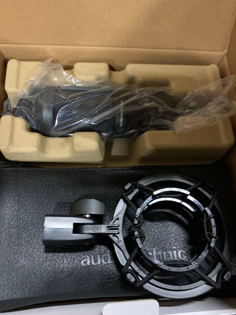 新品　audio-technica AT2050 コンデンサーマイク