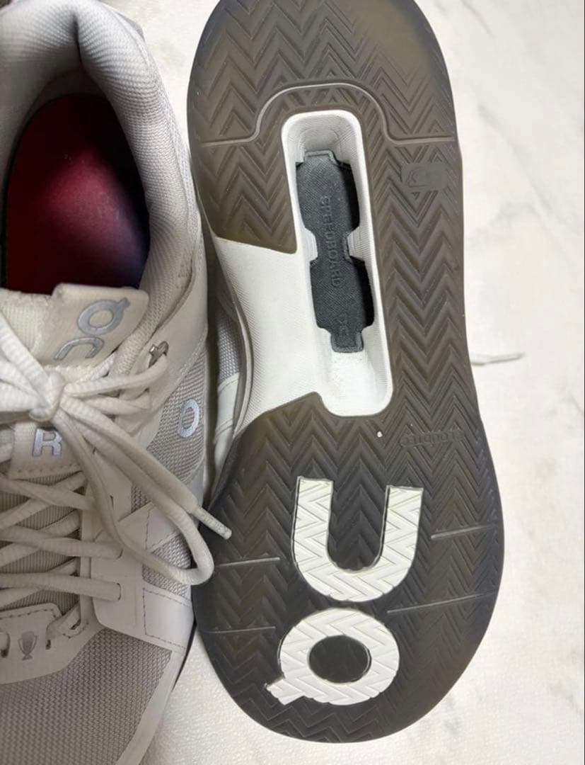 シューズ(男性用) On The Roger Clubhouse Pro LC Laver Cup