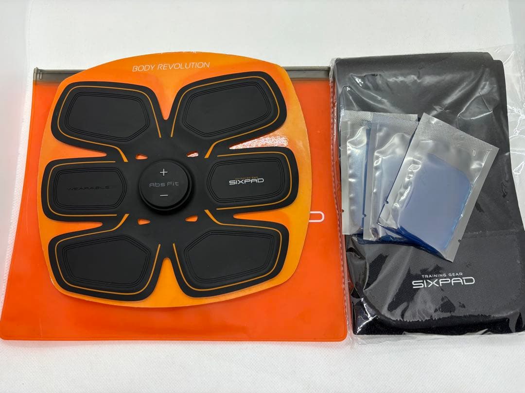 【週末とろけるSALE】【美品】SIXPAD アブズフィット+ボディフィット