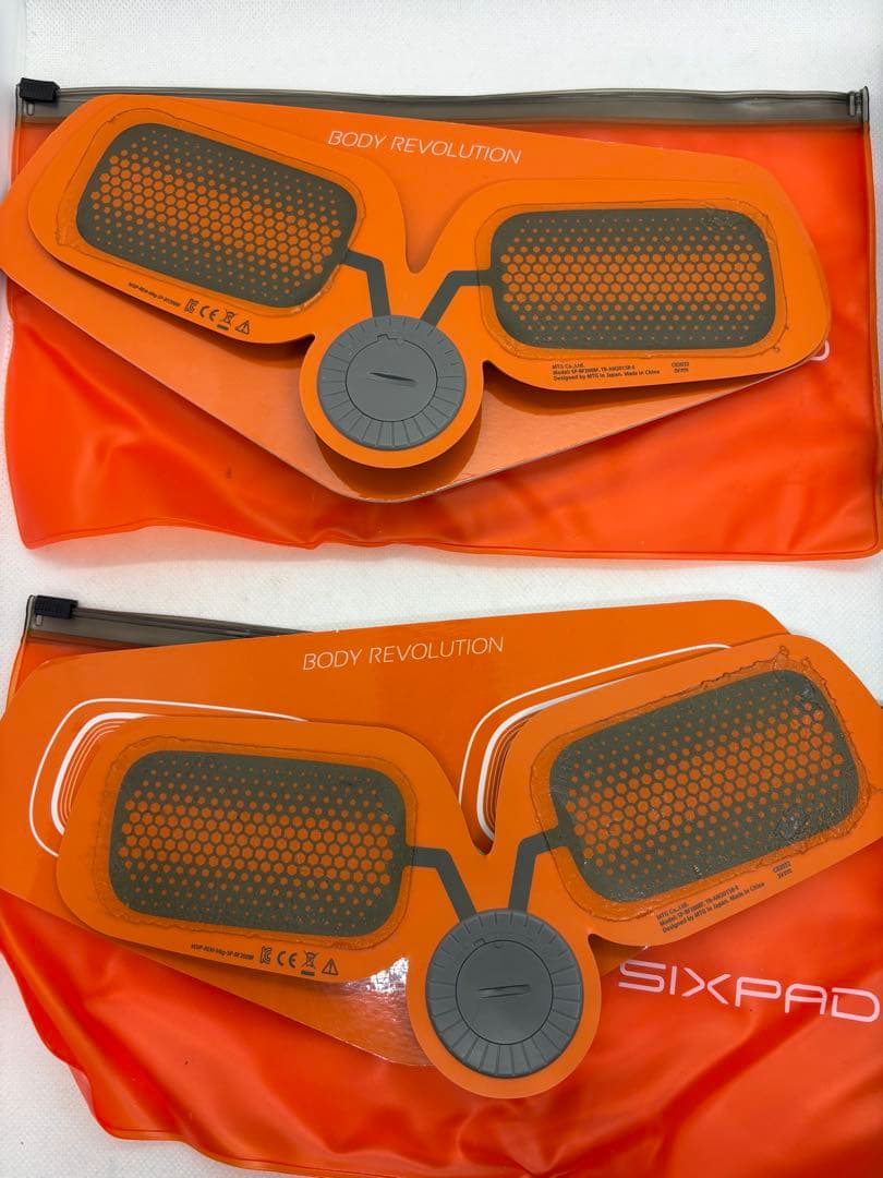 【週末とろけるSALE】【美品】SIXPAD アブズフィット+ボディフィット