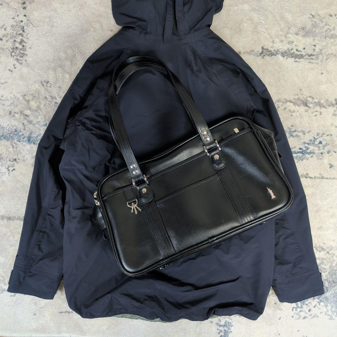 イーストボーイ スクールバッグ 女神 ピンク 黒 刺繍