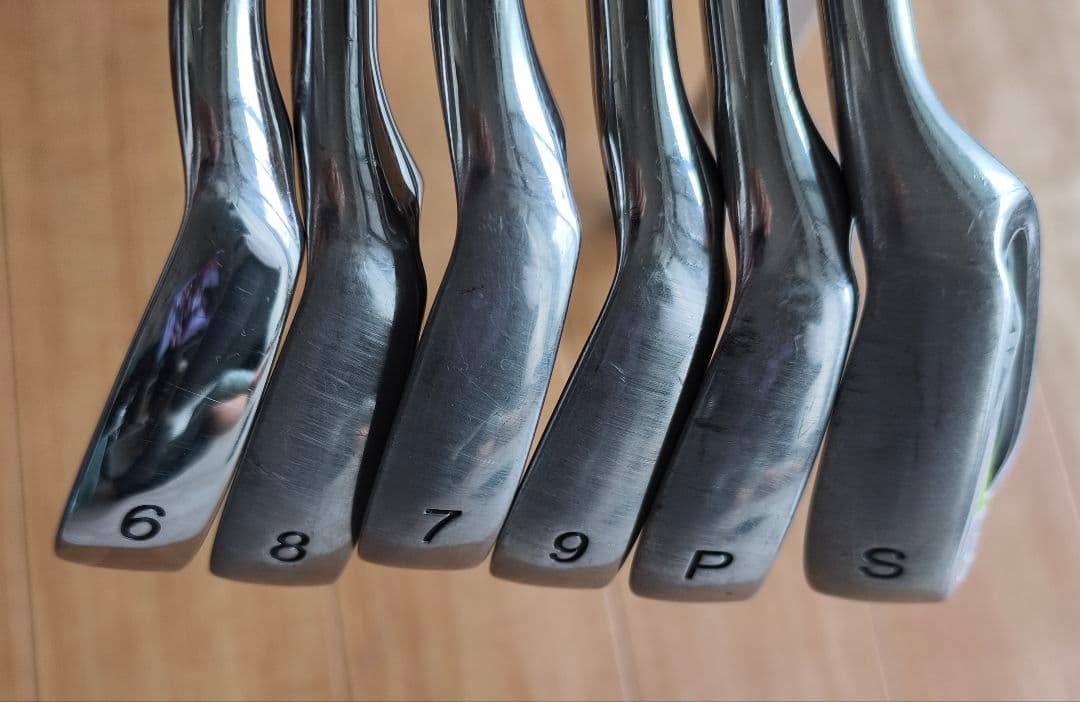 アイアンS,P,9,8,7,6+ UT22+ウッド3+パター+キャディバック