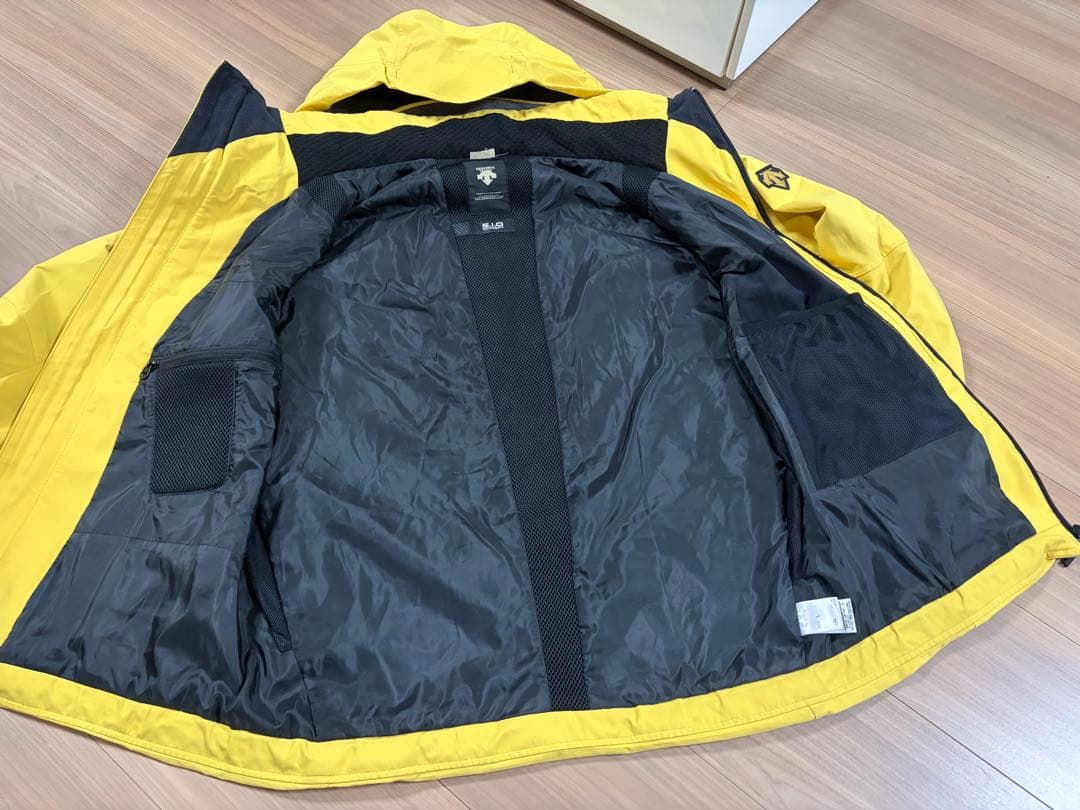 ★非売品★デサントメイトモデル　スキーウエア 上下セット　SAJ デモ　技術選