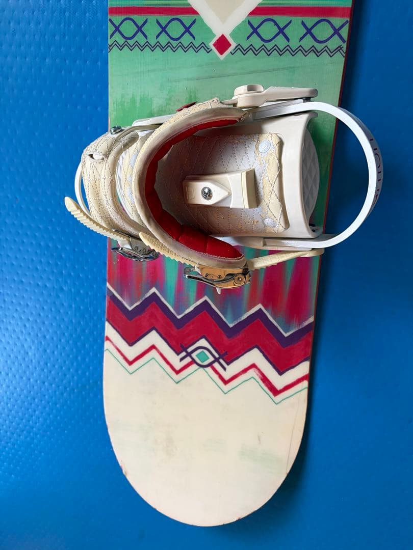 サロモン ロータス 142センチ　キャンバー/ユニオンUNIONビンディング