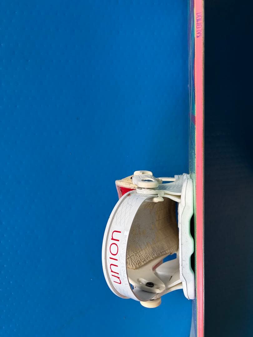 サロモン ロータス 142センチ　キャンバー/ユニオンUNIONビンディング