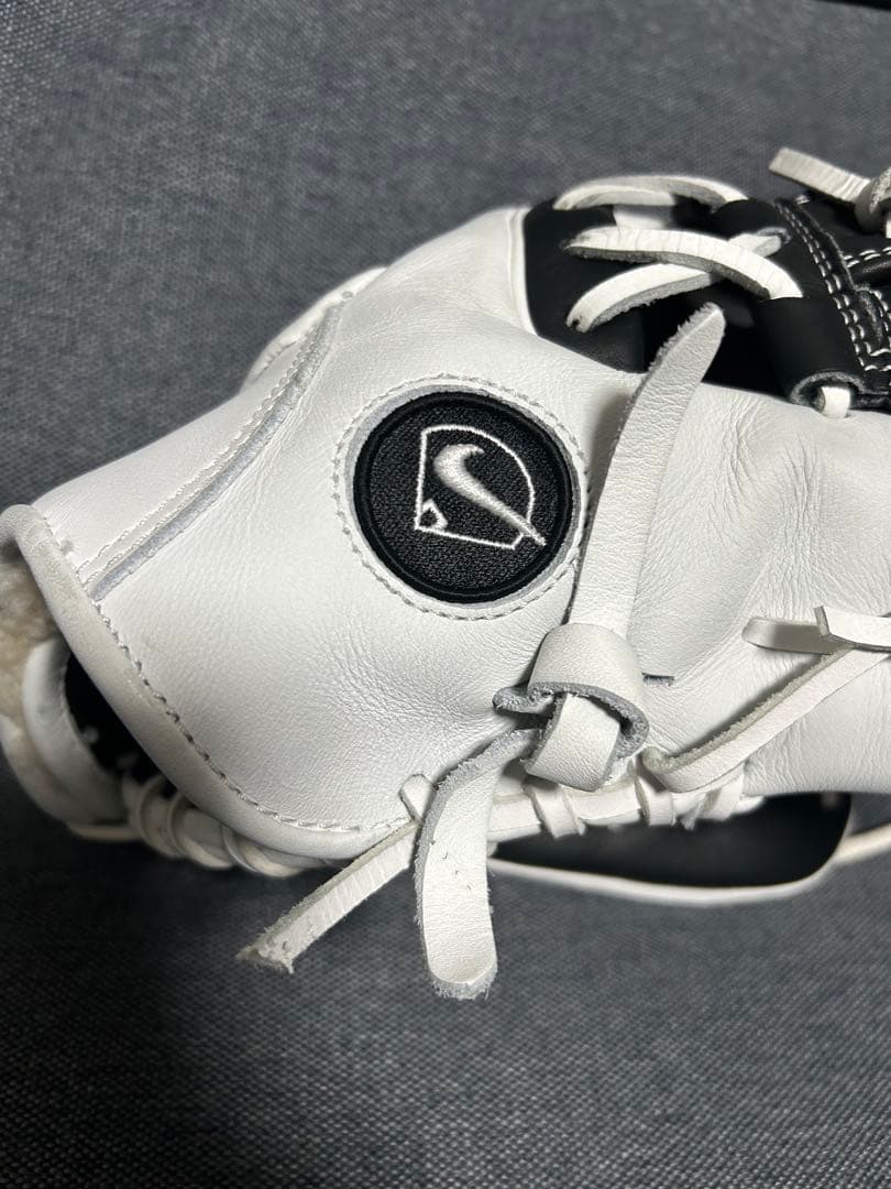 NIKE 硬式グローブ ホワイト/ブラック 11.75 ベルト部加工 USモデル