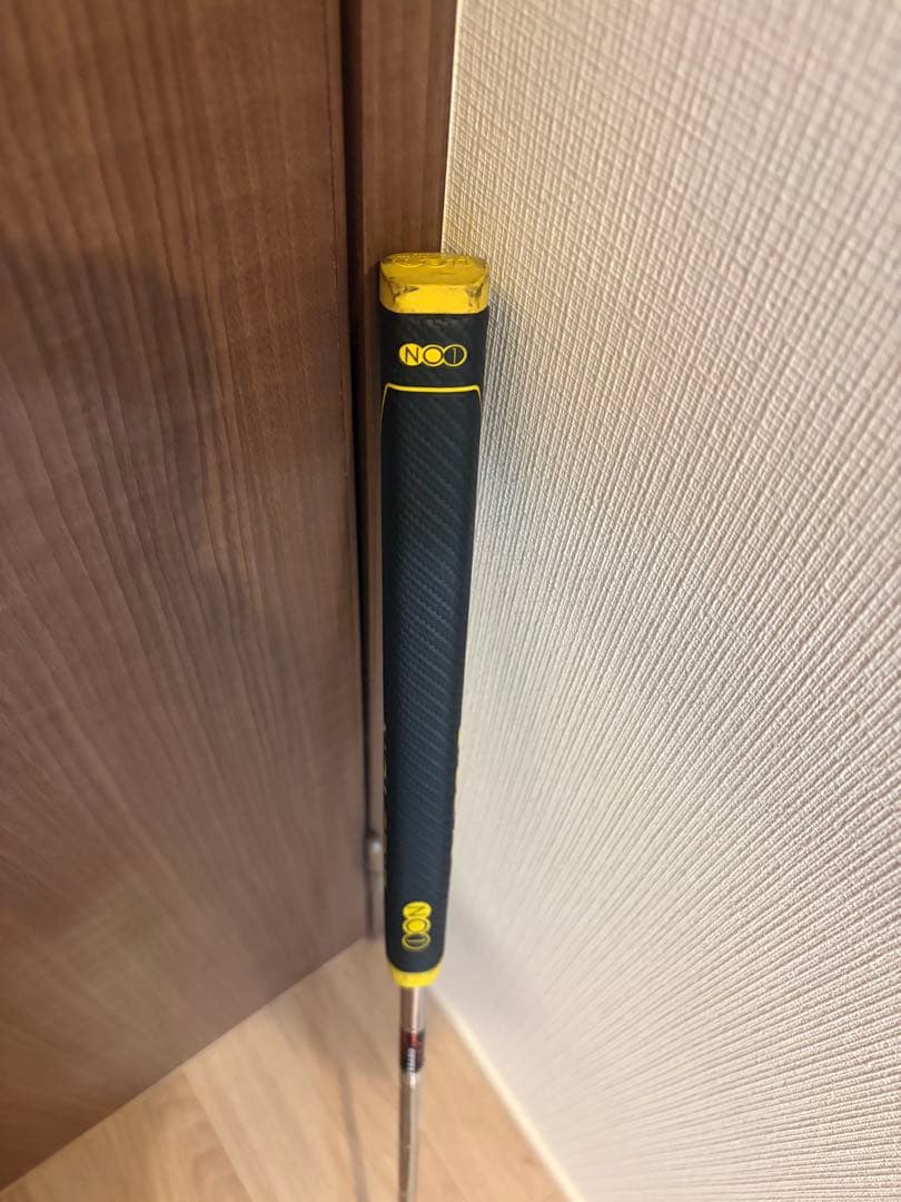 ホワイトアイス　ツーボール　パター