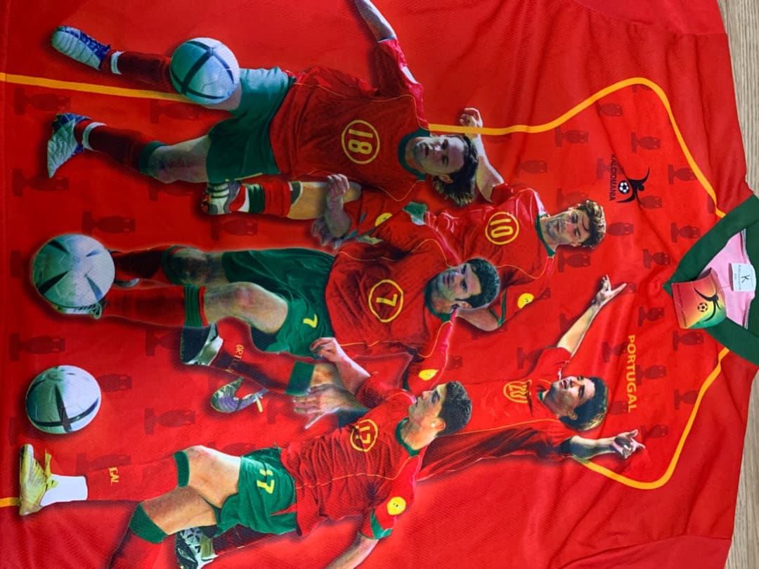 サッカーTシャツ