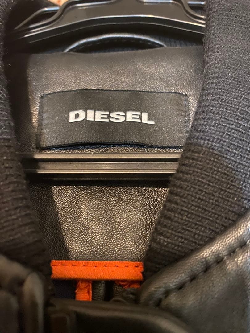 【湯煙！】DIESEL ブラックレザージャケット