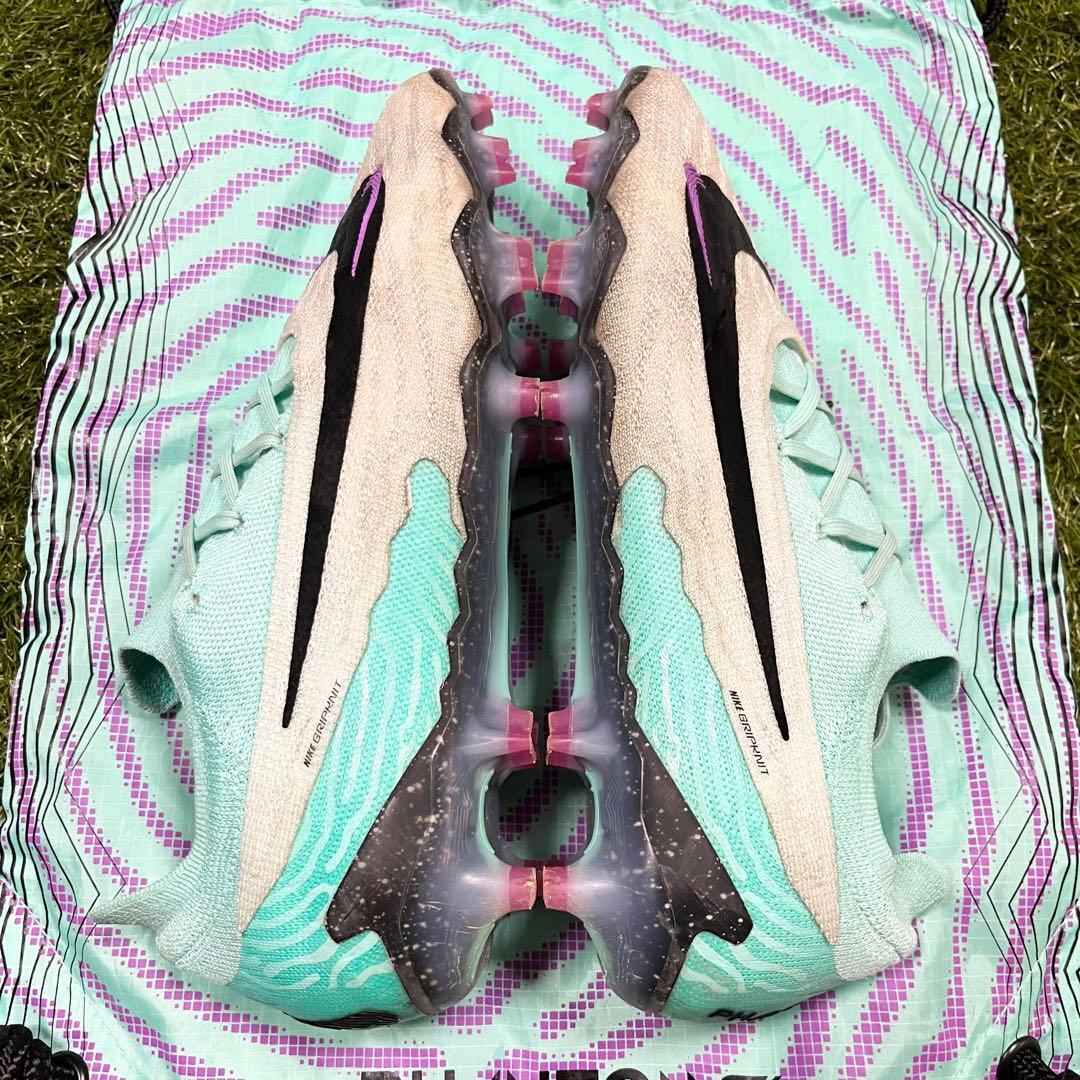 シューズ NIKE PhantomGX Elite FG 27cm