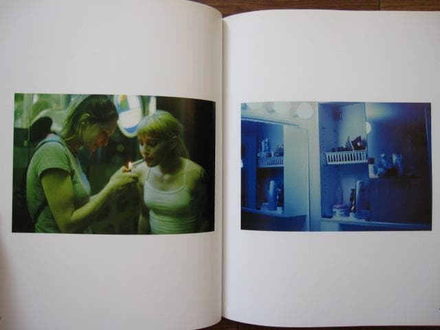 Discharge　Petra Collins　ペトラ・コリンズ