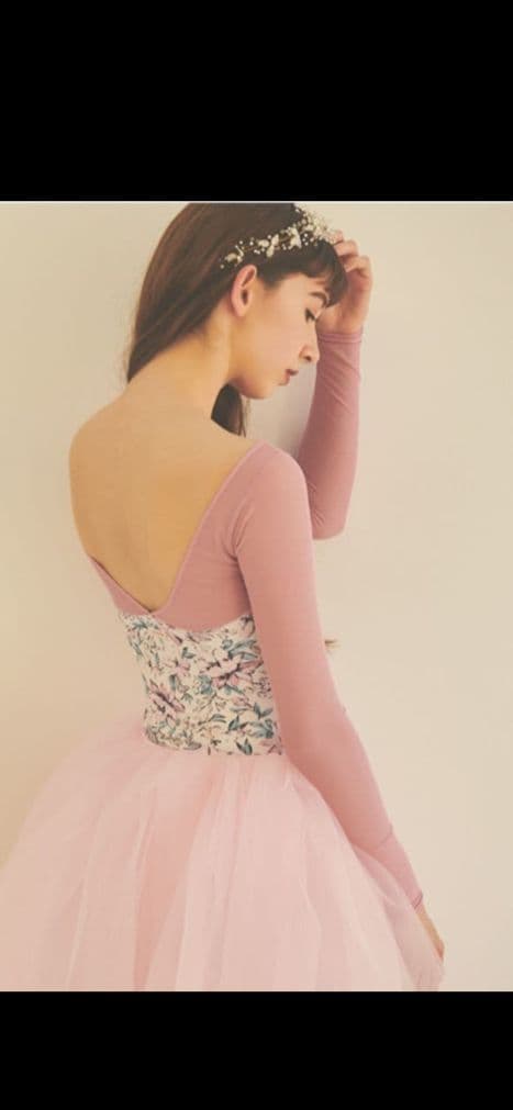 美品 stina スティナ 長袖レオタード M