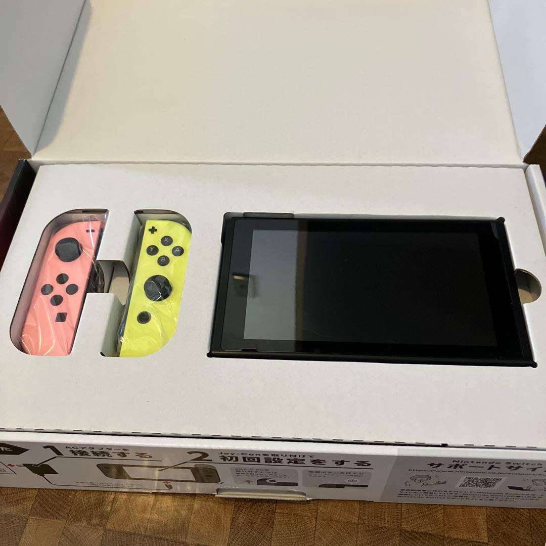 Nintendo Switch 本体　ジョイコン　ピンクイエロー