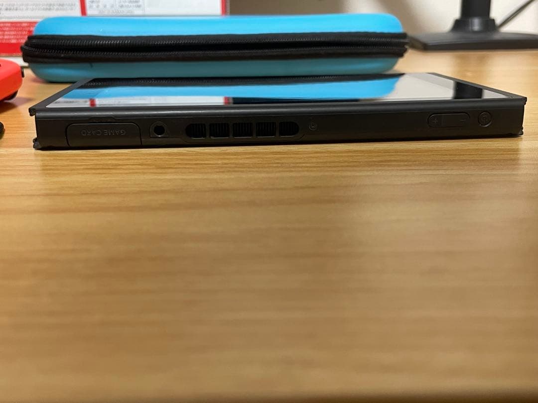 Nintendo Switch 本体 周辺機器 SDカード ケース