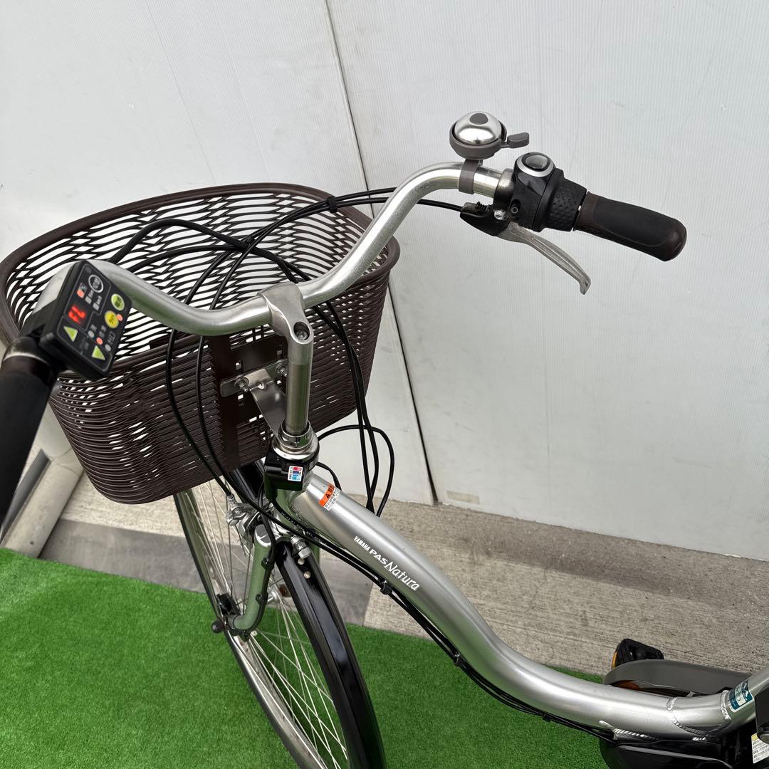 YAMAHAヤマハ電動アシスト自転車26インチ バッテリー12.3Ah シルバー