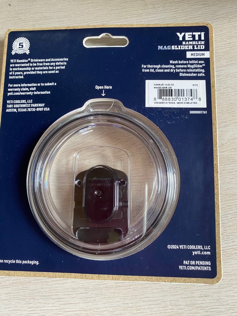 YETI Rambler 25 oz Mug ストローリッド　スライダーリッド付