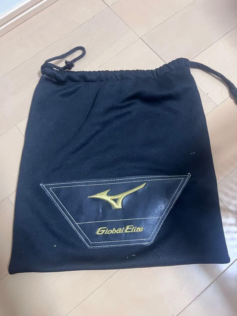 Mizuno 硬式グローブ イエロー 収納袋付き　外野手用