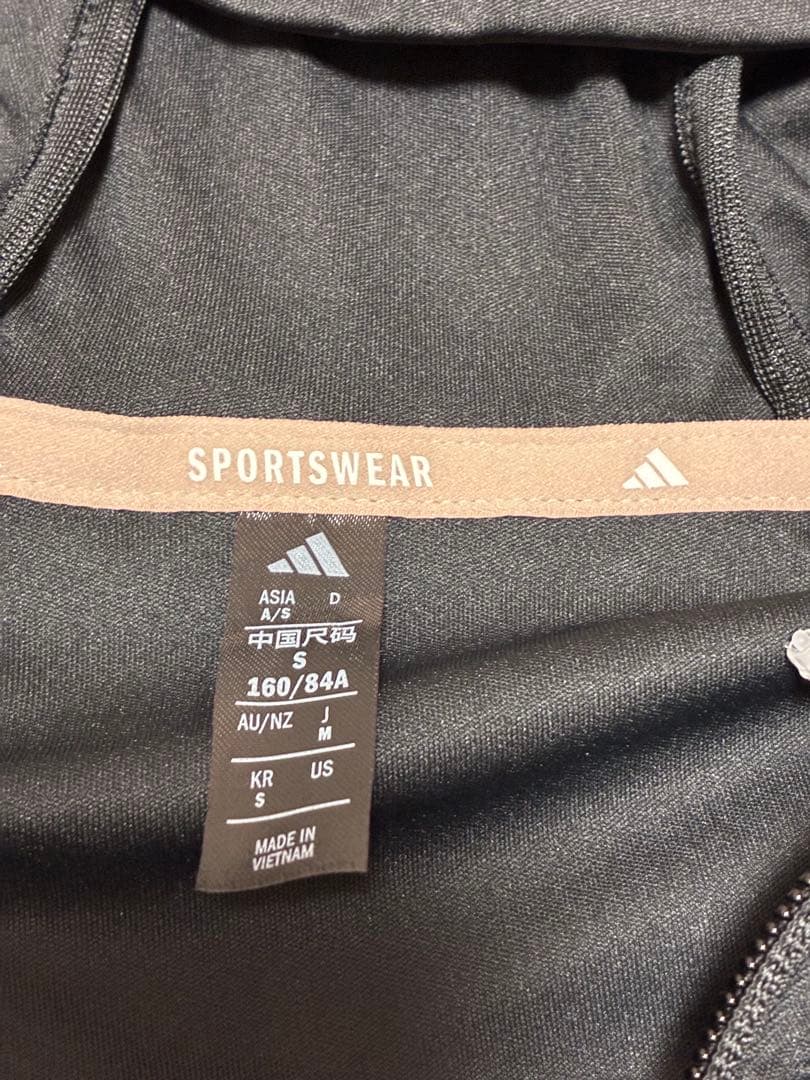 即日発送 M アディダス フルジップ　フーディー　ボンディングスカート 春　白黒