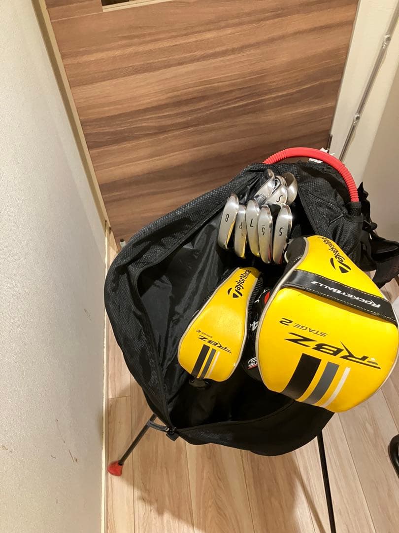 テイラーメイド グローレアイアンセットとオークリースタンドバッグRBZドライバー