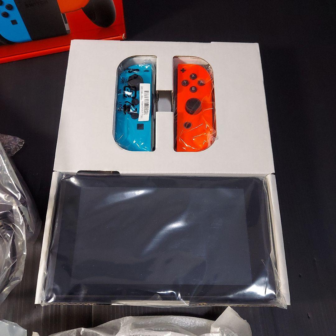 未使用　バッテリー強化版　Nintendo Switch　2024年式