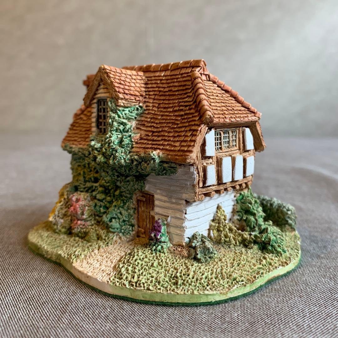 PENTHOUSE & PAVEMENT ミニチュアハウス　8個セット