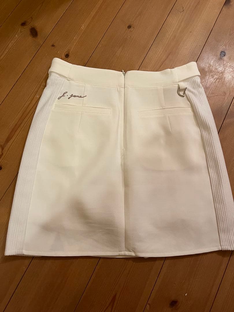 j.jane ジェイジェーン　韓国　ゴルフウェア　スカート