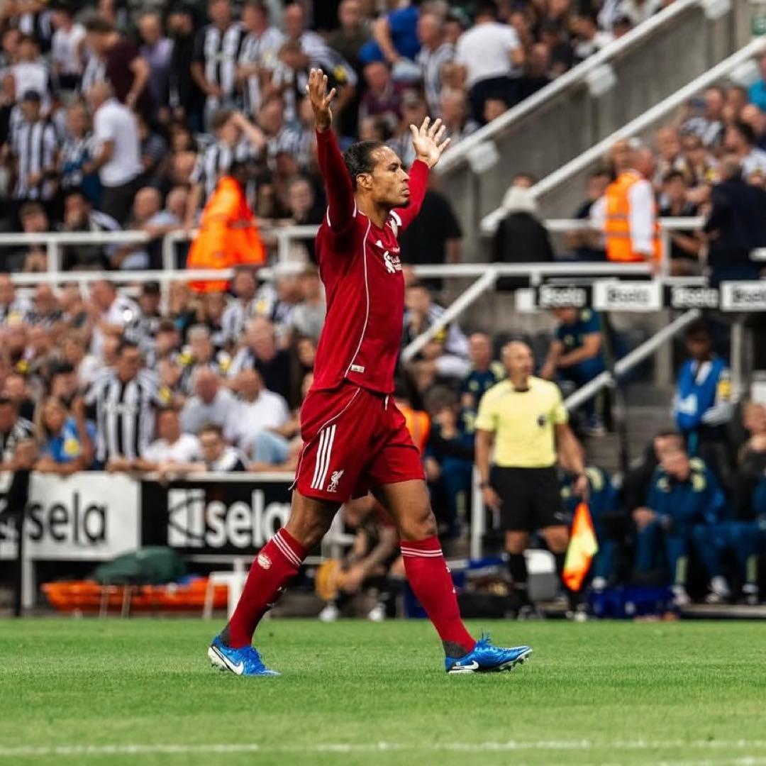 ナイキ ティエンポ レジェンド 10 エリート AG-PRO 26cm