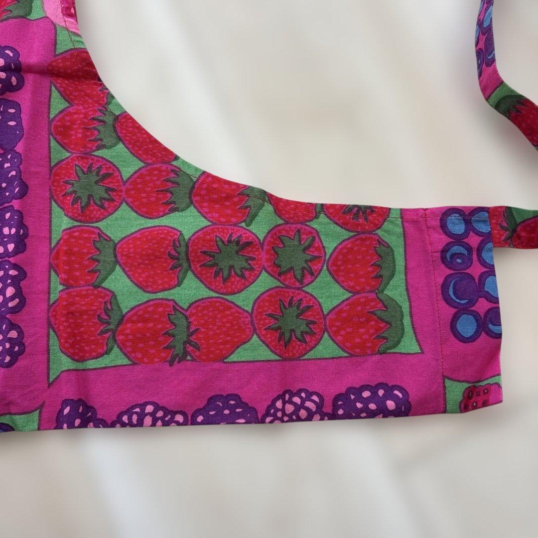 マリメッコ　　エプロン　ムンモラン　マルヤット