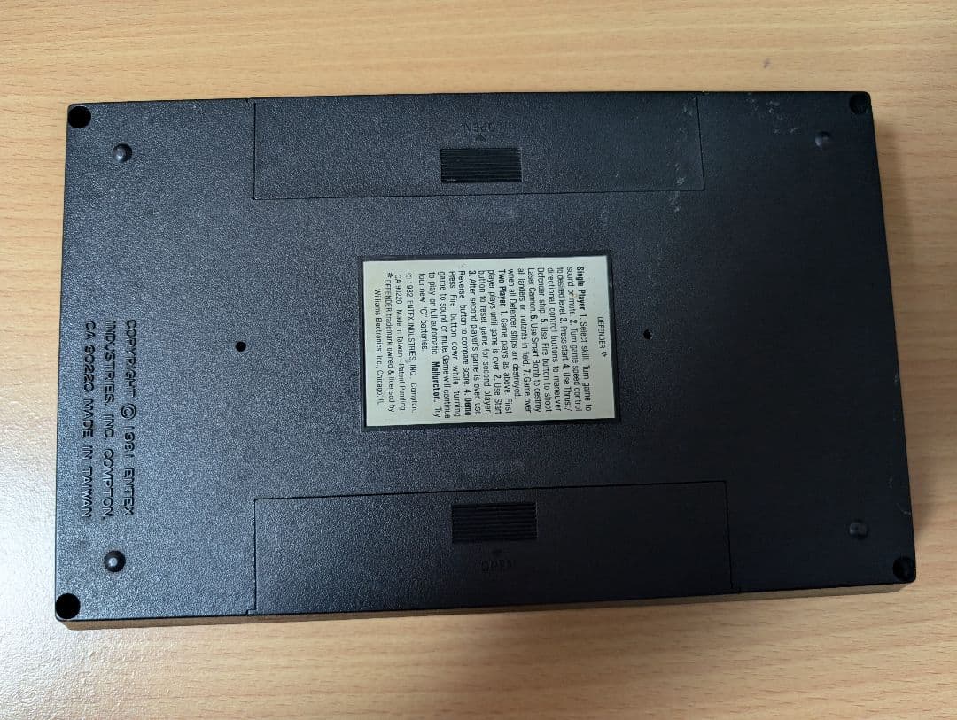 ビンテージ物 アーケードディフェンダー LSIゲーム