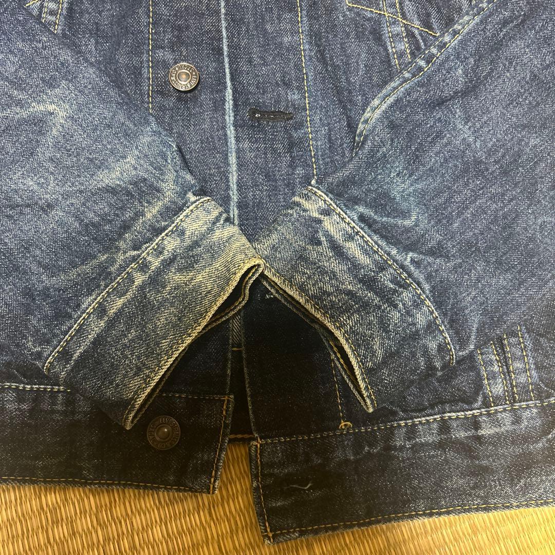 希少 42 リーバイス denim jacket
