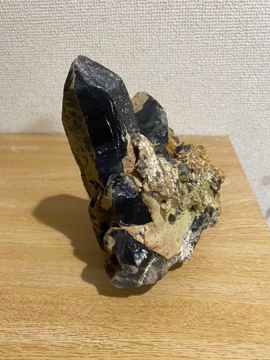 モリオン原石　土付き　ウルグアイ産